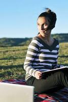 teen girl study outdoor photo