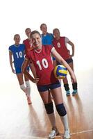 grupo de mujeres de voleibol foto