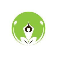 stock de diseño de logotipo de yoga. meditación humana en la ilustración de vector de flor de loto