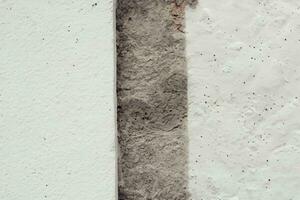 White concrete wall photo