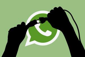 Global WhatsApp outage photo