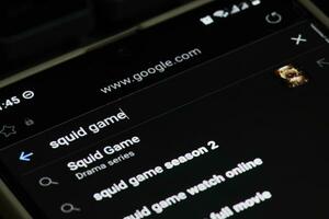 Searching information about Popular Netflix new show - Squid games photo