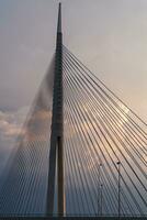 grande suspensión puente en belgrado, serbia foto