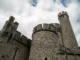 antiguo céltico castillo torre, Roca Negra castillo en Irlanda. Roca Negra observatorio fortaleza foto