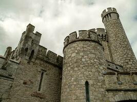 antiguo céltico castillo torre, Roca Negra castillo en Irlanda. Roca Negra observatorio fortaleza foto