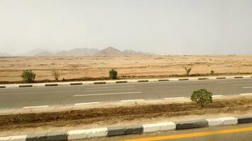 la carretera en el sinaí desierto, Sharm el jeque en Egipto foto