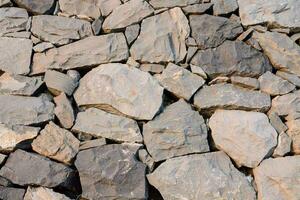 un pila de rocas ese son apilado juntos foto