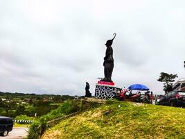 boyolali, Indonesia - abril 29, 2023. Patung petruk o petruk estatua a cepogo, boyolali. foto