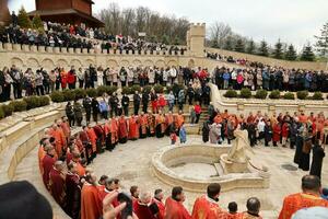 TERNOPIL, UKRAINE - APRIL 2, 2023 Many people during mission in complex of Ukrainian Jerusalem in the Mari spiritual center of Zarvanytsia In the Terebovlya district of the Ternopil photo