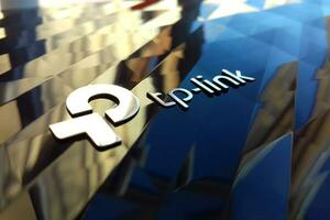 New tp-link logo on wireless router modem tp link Archer C20 AC750 reflective surface photo