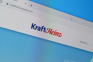 página principal de Kraft Heinz empresa sitio web en el monitor de ordenador personal, url - kraftheinzcompany.com. foto