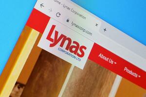 Homepage of lynas corp website on the display of PC, url - lynascorp.com. photo