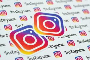 instagram modelo impreso en papel con pequeño instagram logos y inscripciones. instagram es americano foto y compartir videos social redes Servicio poseído por Facebook