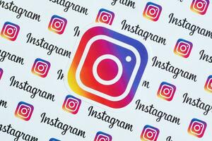 instagram modelo impreso en papel con pequeño instagram logos y inscripciones. instagram es americano foto y compartir videos social redes Servicio poseído por Facebook