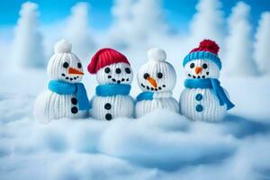 cuatro muñecos de nieve vistiendo sombreros y bufandas en el nieve. generado por ai foto