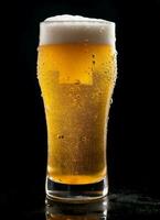 A glass of cold fresh beer with cap of foam. Splash of foam with tasty american beer. Beer day concept by AI Generated photo