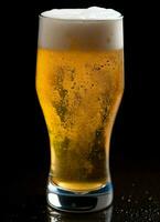 A glass of cold fresh beer with cap of foam. Splash of foam with tasty american beer. Beer day concept by AI Generated photo