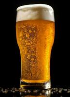 A glass of cold fresh beer with cap of foam. Splash of foam with tasty american beer. Beer day concept by AI Generated photo