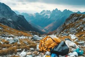 ambiental problema el plastico basura o basura en el montaña desde global calentamiento contaminación concepto por ai generado foto