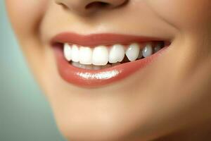 Perfecto sano dientes sonrisa de un joven mujer a un dentista. dientes blanqueo. dental cuidado, estomatología concepto por ai generado foto