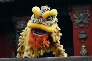 continuar o león danza espectáculo barongsai en celebracion chino lunar nuevo año festival. asiático tradicional concepto por ai generado foto