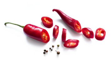 frisch rot Chili Pfeffer und schwarz Pfeffer isoliert auf transparent Hintergrund. transparent Hintergrund und natürlich transparent Schatten Zutat, würzen zum Kochen. Sammlung zum Design png