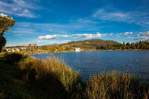 sochagota artificial lago construido en 1956 a proporcionar turismo potencial para el municipio de paipá, en el Departamento de boyacá, del nordeste Colombia. foto