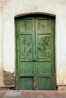 detalle de el hermosa colonial arquitectura de el calles de el colonial pequeño pueblo de iza situado en el boyaca Departamento en Colombia foto