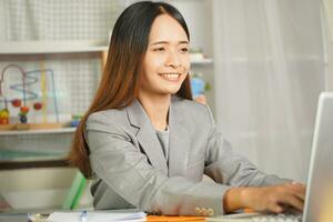 happy business woman working payday photo