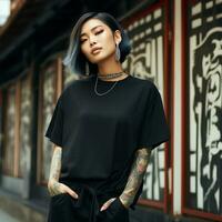 ai generado un asiático niña con tatuajes vistiendo un negro de gran tamaño camiseta foto