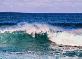 mar con olas foto