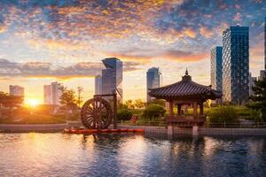 puesta de sol en Corea, Songdo central parque en Songdo distrito, incheon sur Corea. foto