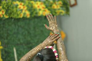 Hand mehndi designs for bride. selective focus. photo