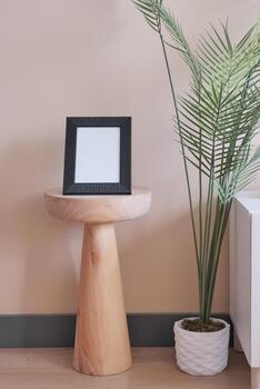 parte superior ver de vacío marco en mesa foto