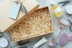 Carton box, Beauty Subscription Service photo