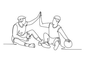 soltero continuo línea dibujo dos joven contento hombres tomar un descanso después jugando baloncesto a corte, dando alto cinco gesto. deporte juego concepto. dinámica uno línea dibujar gráfico diseño vector ilustración