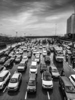 Navi Mumbai cars on the highway photo