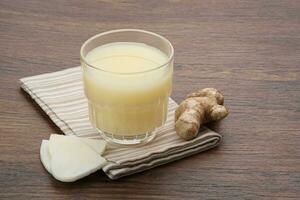 Jus Bengkoang Jahe or Jicama Juice with Ginger, cold pressed juice photo