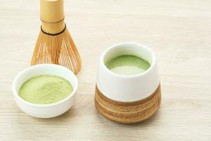 japonés matcha beber, tradicional verde té foto