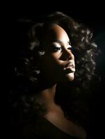 hermosa africano americano mujer con Rizado pelo en el oscuro generativo ai foto