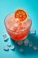 verano alcohol cóctel Fruta bebida rojo hielo frío bebida refrescante foto