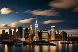 el Manhattan horizonte a noche con nubes en el cielo. generado por ai foto