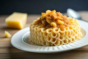 un plato de pasta con queso y carne en él. generado por ai foto