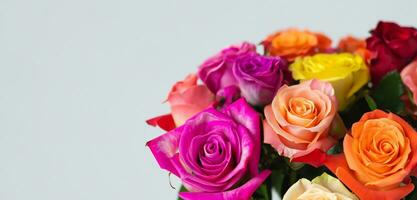 ramo de flores de flores multi de colores rosas en un blanco antecedentes flores representando amor foto