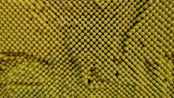 hermosa modelo de amarillo punto en alfiler pantalla. textura antecedentes. foto