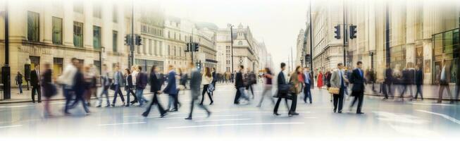 caminando personas difuminar. un montón de personas caminar en el ciudad de Londres. amplio panorámico ver de personas cruce el la carretera. ai generado foto