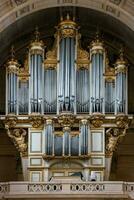 grandioso órganos de les inválidos iglesia, París Francia foto