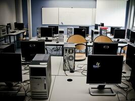 Modern French High School Computer Classroom photo