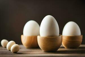 Tres huevos en de madera huevo tazas en un mesa. generado por ai foto