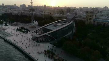 baku paysage urbain à nuit video